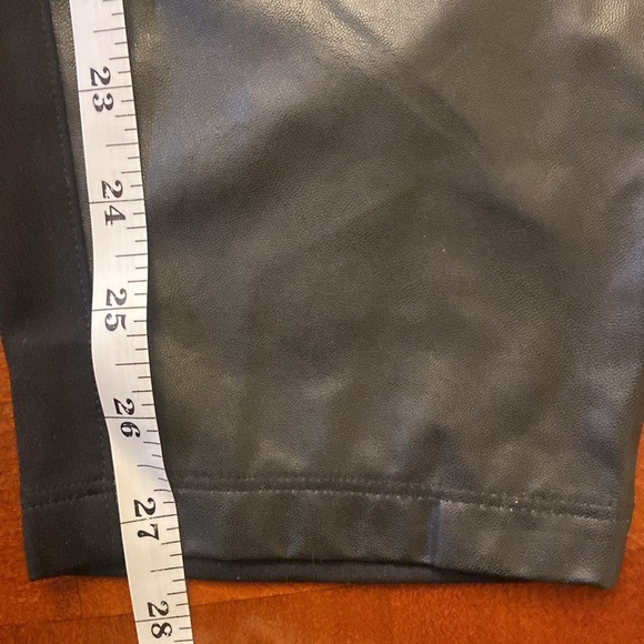 A Brand Women’s Black Faux Leather Leggings SIZE 22-24 BNWOT - Picture 7 of 7